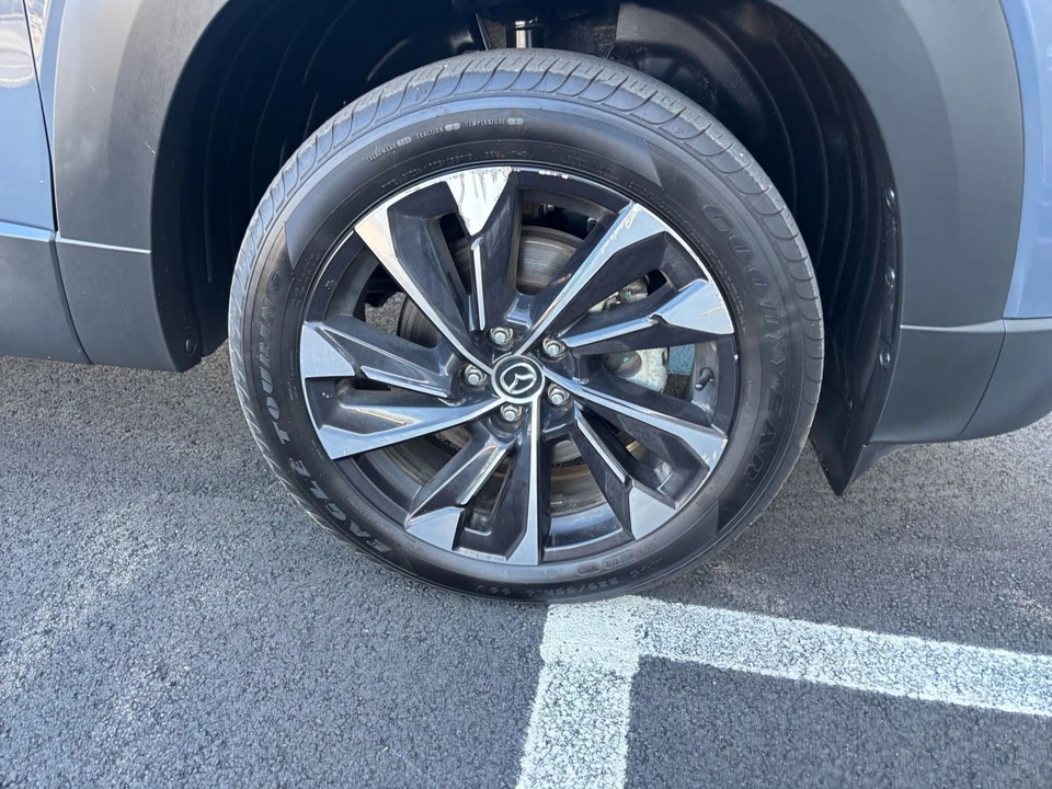 2025 Mazda CX-50 - Image 27 of 31