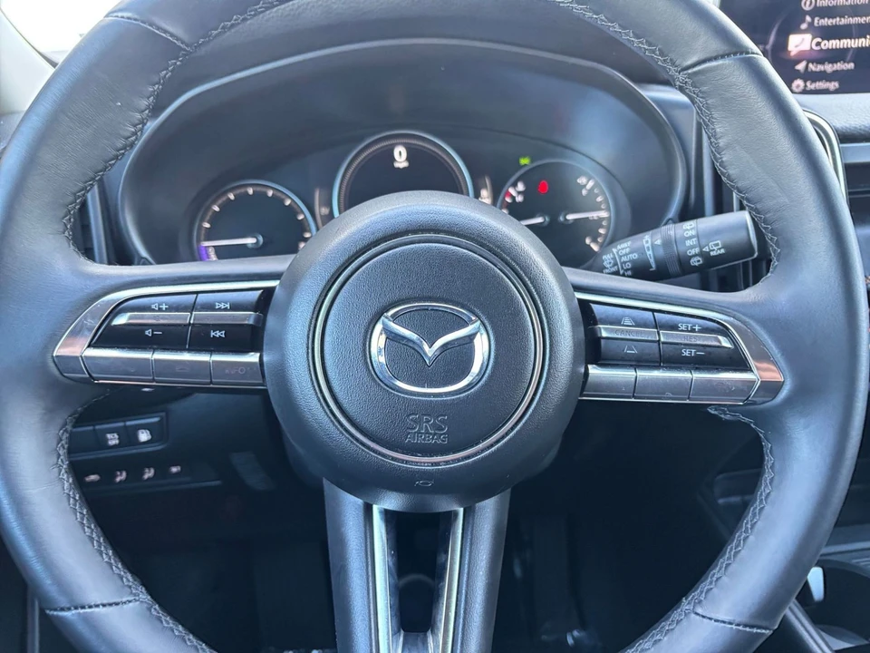 2025 Mazda CX-50 - Image 25 of 31