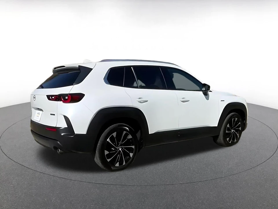 2025 Mazda CX-50 - Image 12 of 31