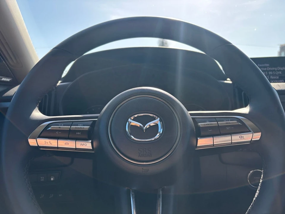 2025 Mazda CX-50 - Image 25 of 31