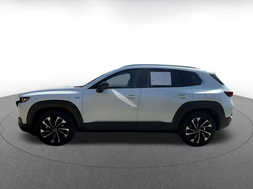 2025 Mazda CX-50 - Image 7 of 31