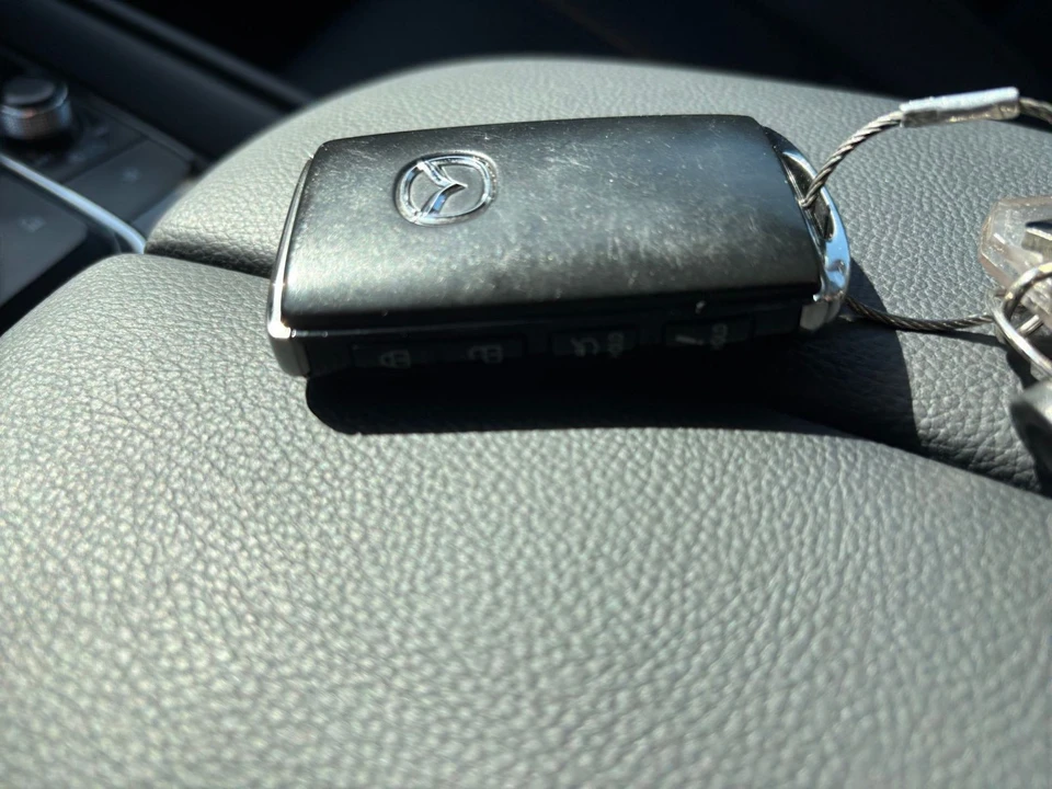 2025 Mazda CX-50 - Image 18 of 31