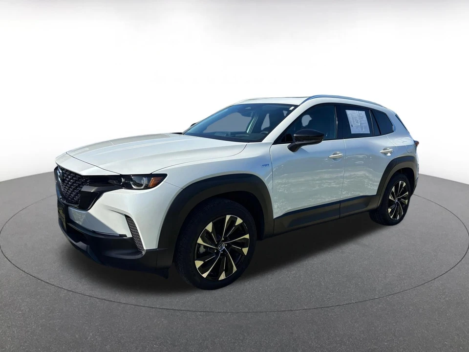 2025 Mazda CX-50 - Image 4 of 31