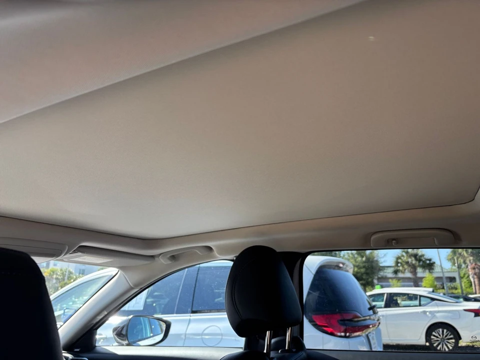 2025 Mazda CX-50 - Image 26 of 31