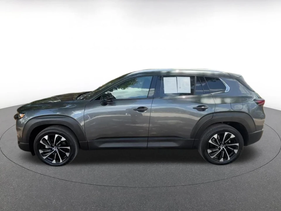 2025 Mazda CX-50 - Image 11 of 31