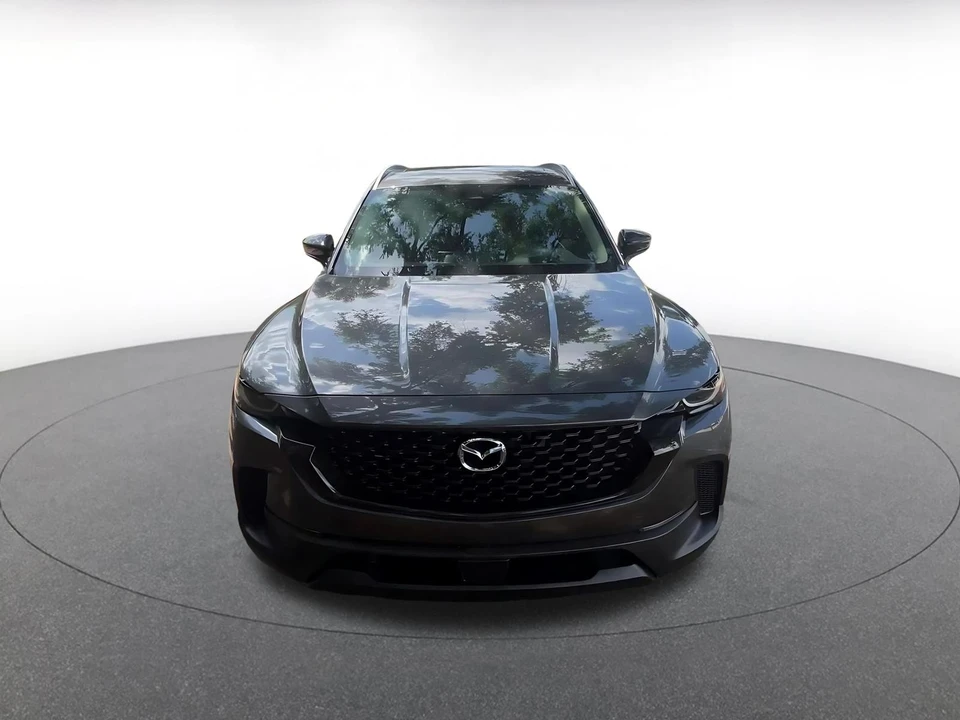 2025 Mazda CX-50 - Image 4 of 31