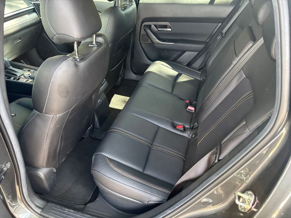 2025 Mazda CX-50 - Image 30 of 31