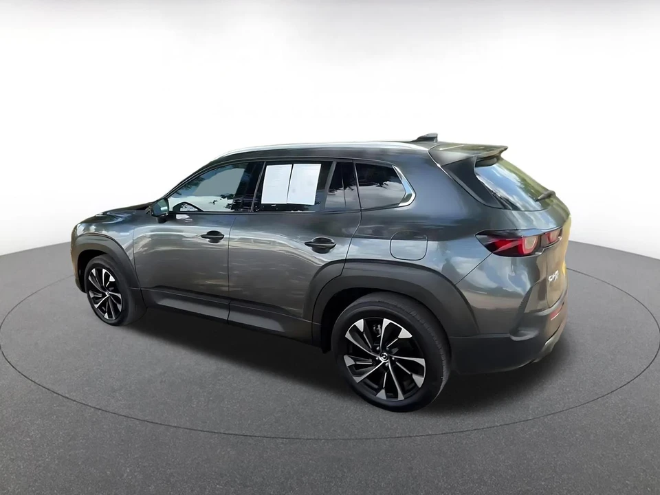 2025 Mazda CX-50 - Image 12 of 31