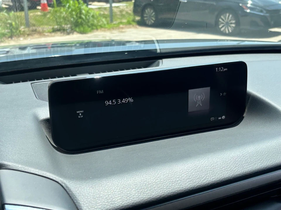 2025 Mazda CX-50 - Image 22 of 31