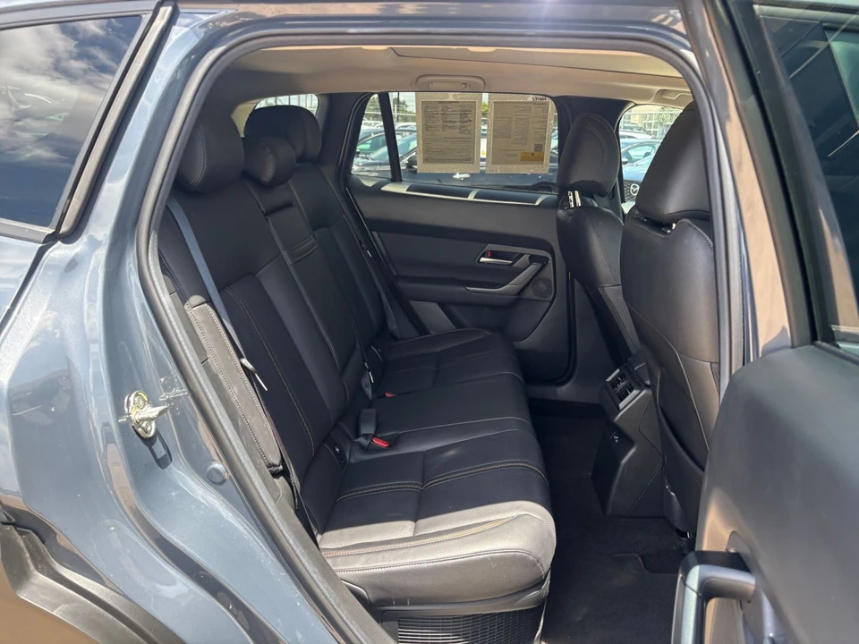 2025 Mazda CX-50 - Image 29 of 31