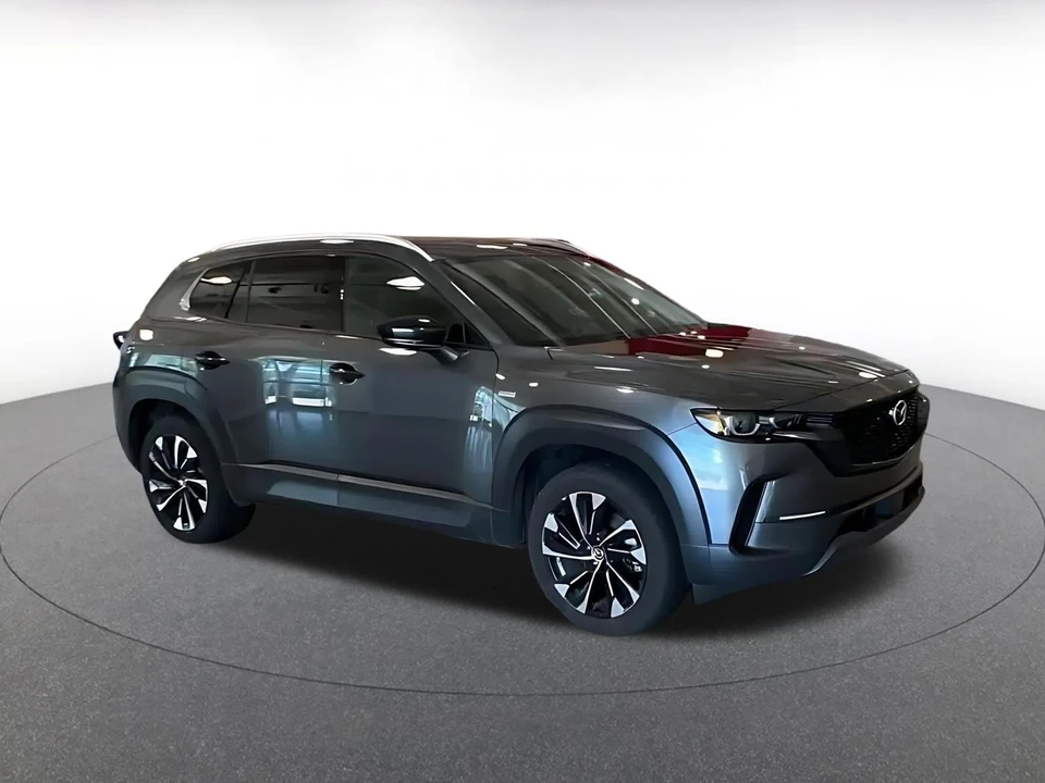 2025 Mazda CX-50 - Image 2 of 31