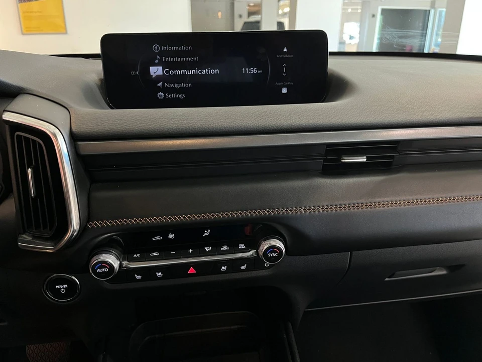 2025 Mazda CX-50 - Image 19 of 31