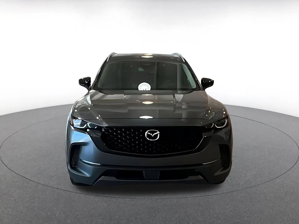 2025 Mazda CX-50 - Image 4 of 31