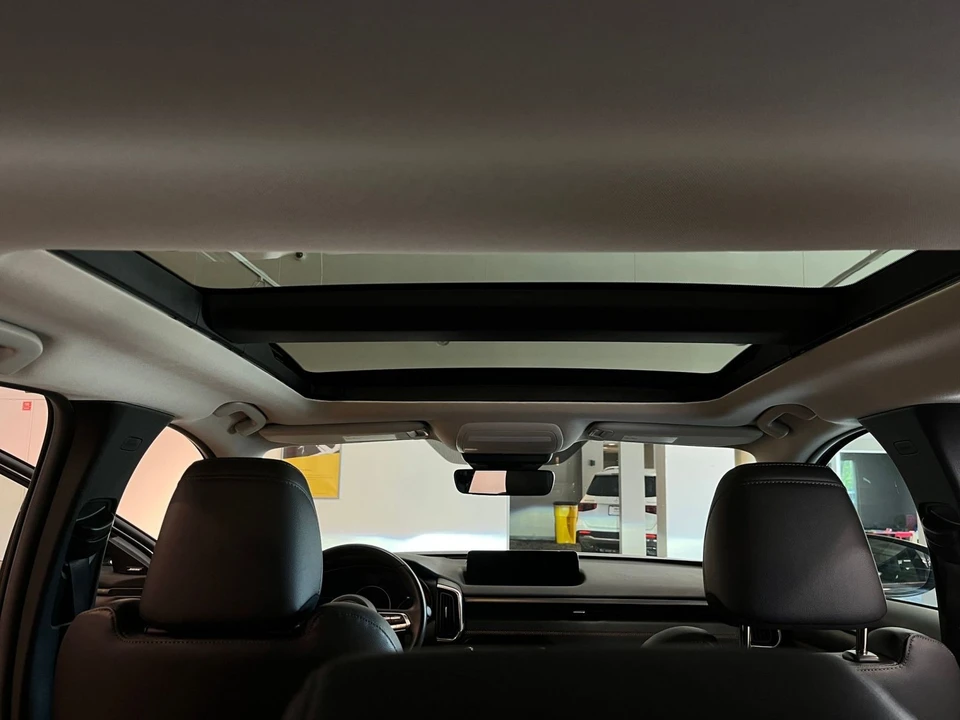 2025 Mazda CX-50 - Image 27 of 31