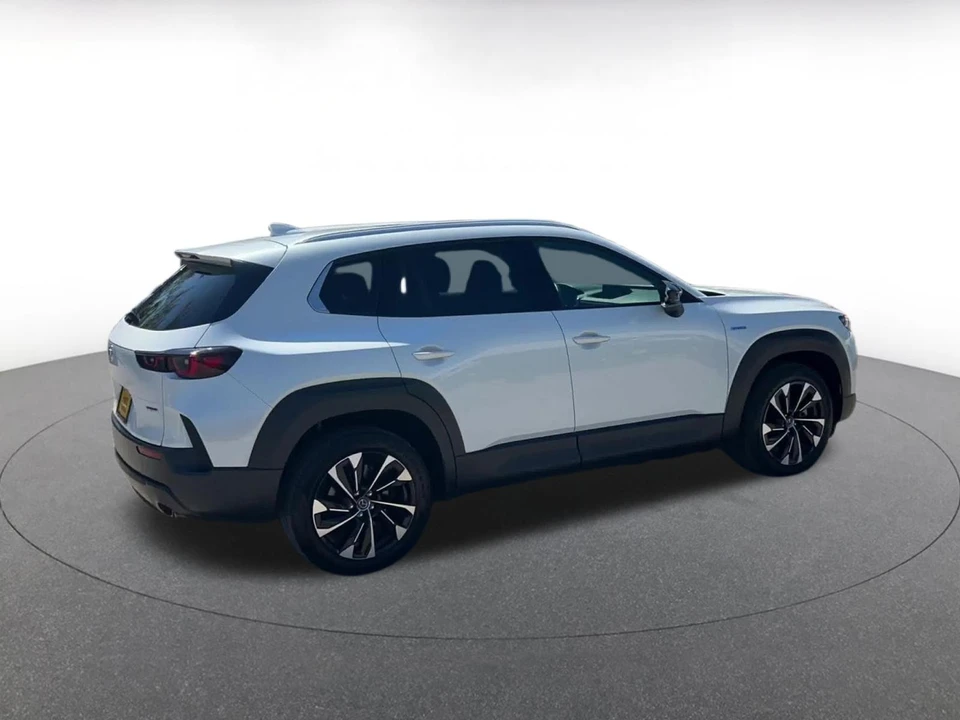 2025 Mazda CX-50 - Image 11 of 31