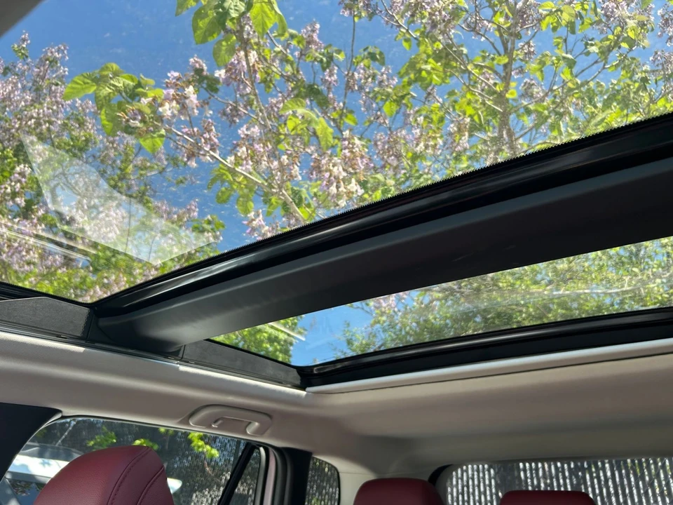 2025 Mazda CX-50 - Image 13 of 31
