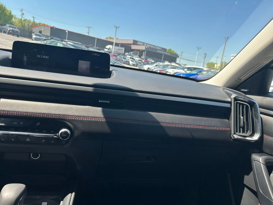 2025 Mazda CX-50 - Image 26 of 31