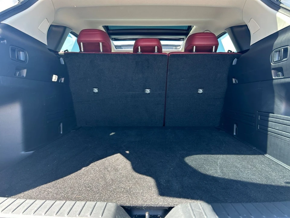 2025 Mazda CX-50 - Image 22 of 31