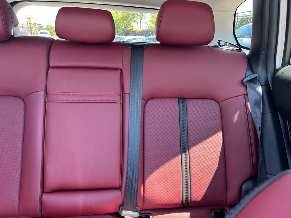 2025 Mazda CX-50 - Image 28 of 31