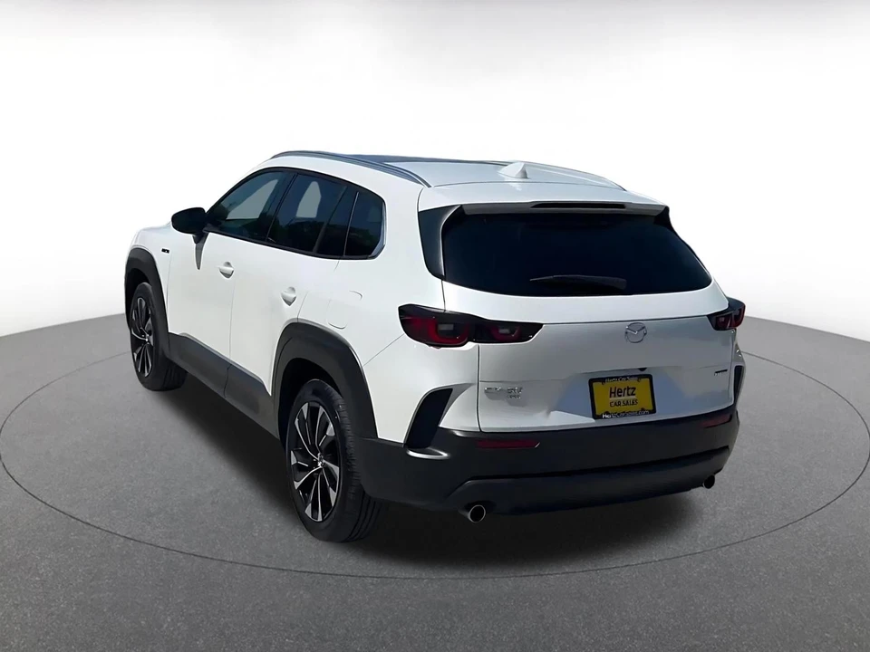 2025 Mazda CX-50 - Image 8 of 31