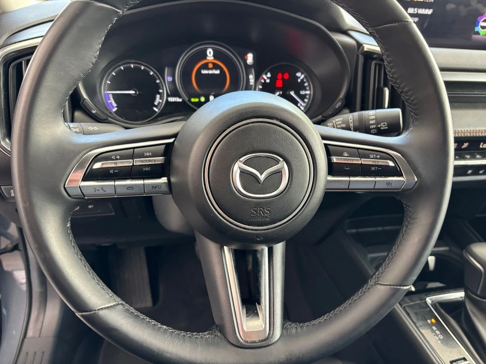 2025 Mazda CX-50 - Image 26 of 31