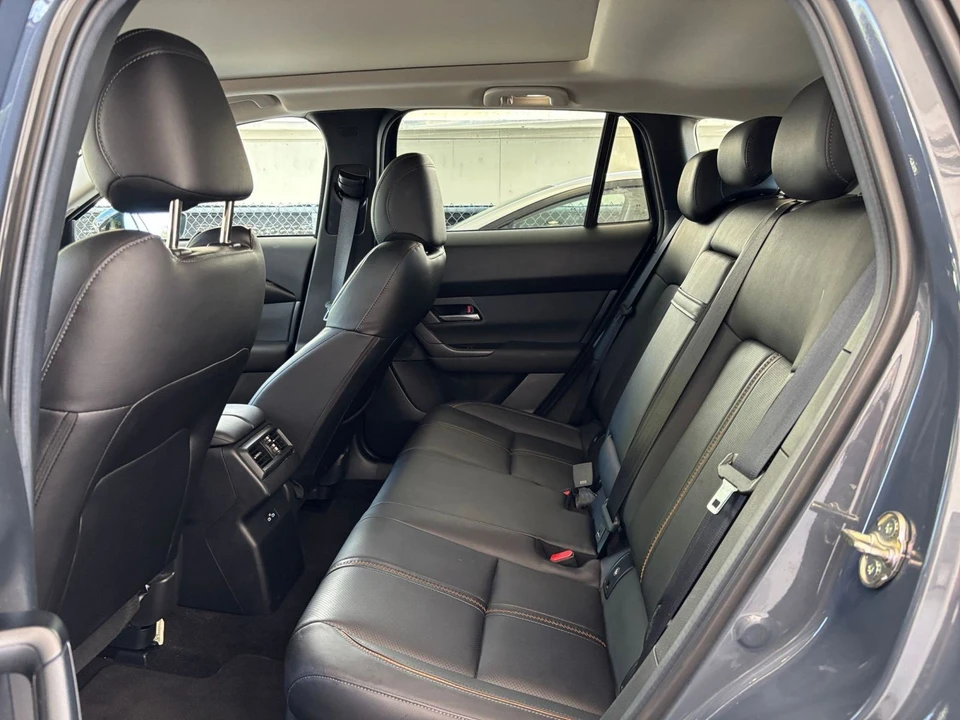 2025 Mazda CX-50 - Image 29 of 31