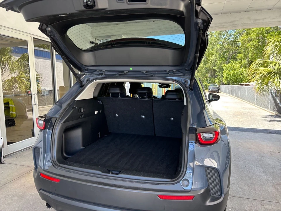 2025 Mazda CX-50 - Image 30 of 31