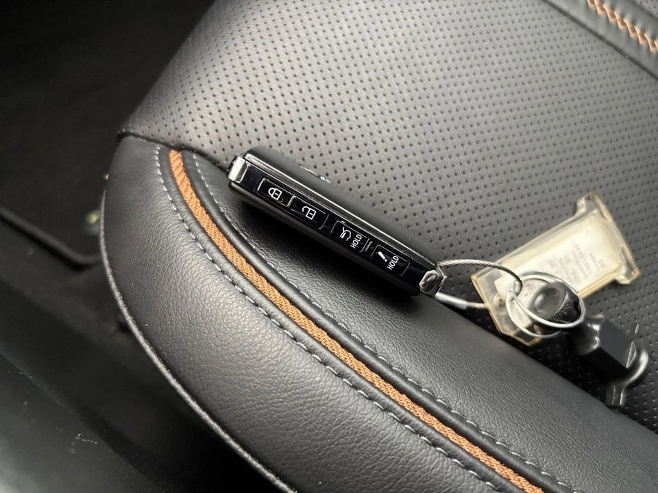 2025 Mazda CX-50 - Image 23 of 31