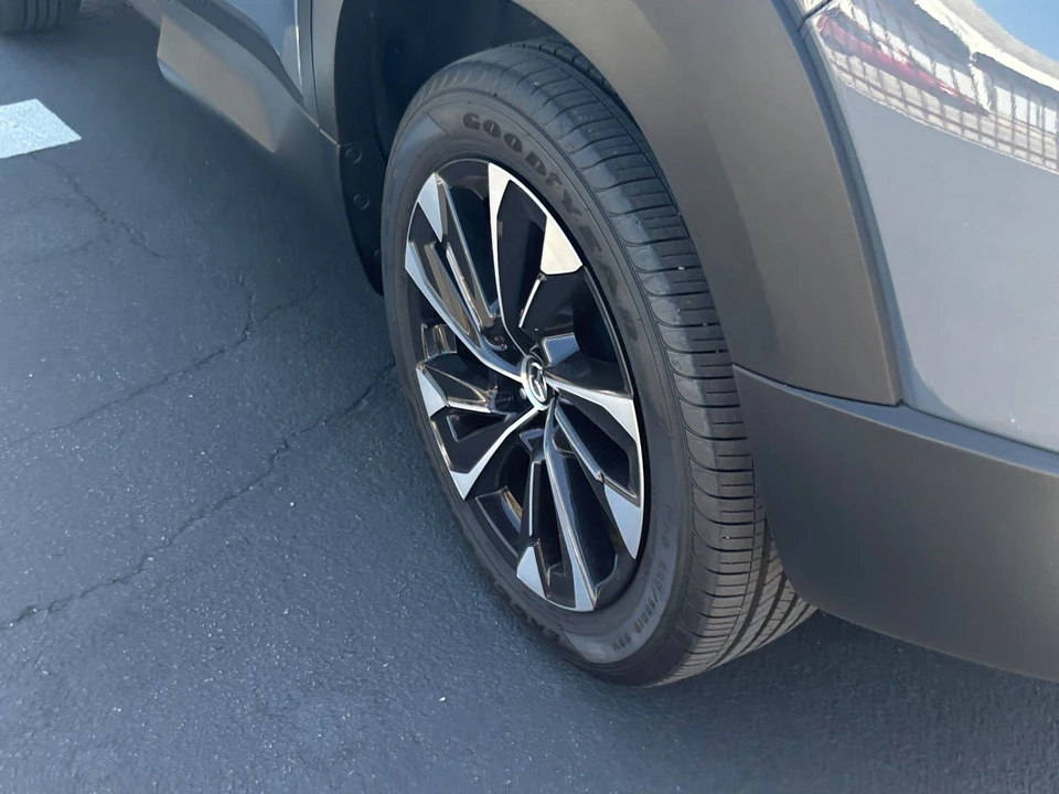 2025 Mazda CX-50 - Image 29 of 31