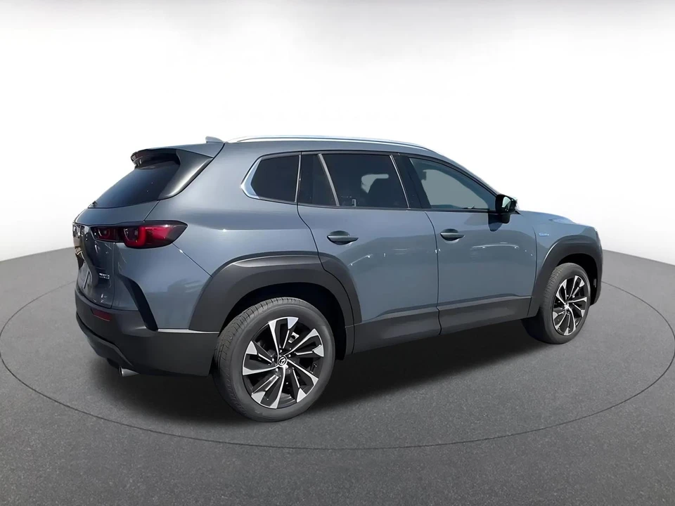 2025 Mazda CX-50 - Image 13 of 31