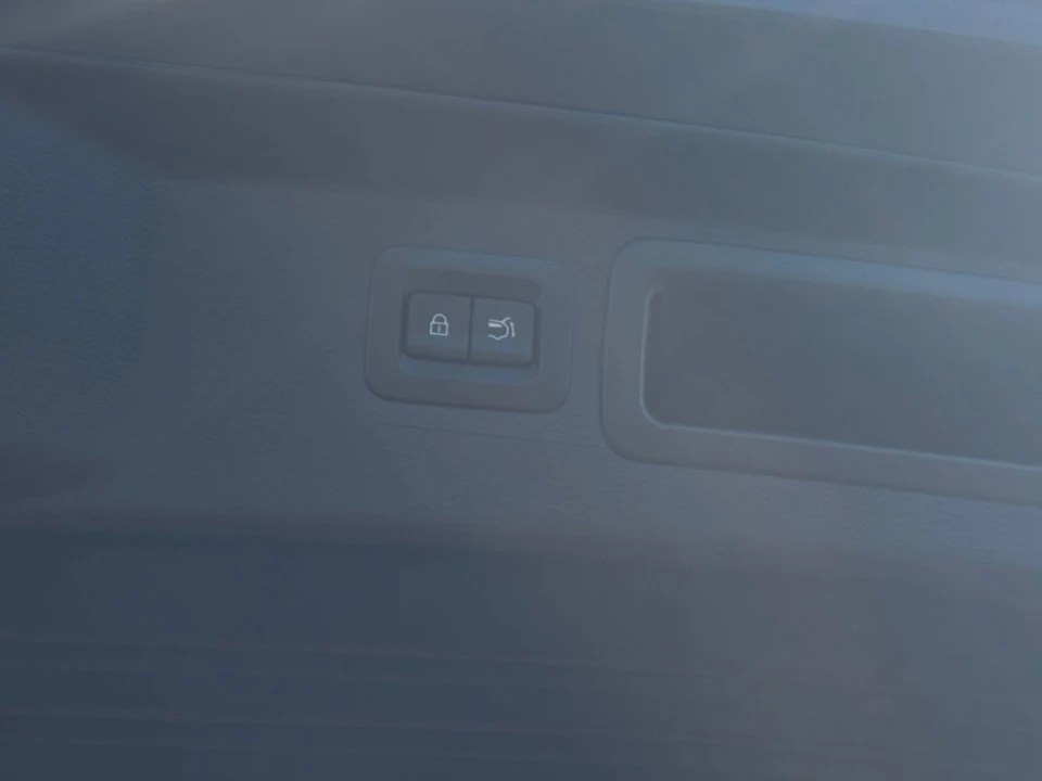 2025 Mazda CX-50 - Image 21 of 31