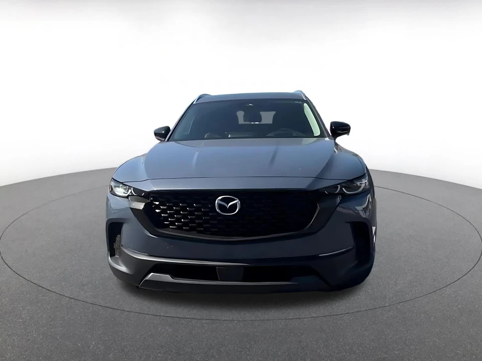 2025 Mazda CX-50 - Image 4 of 31