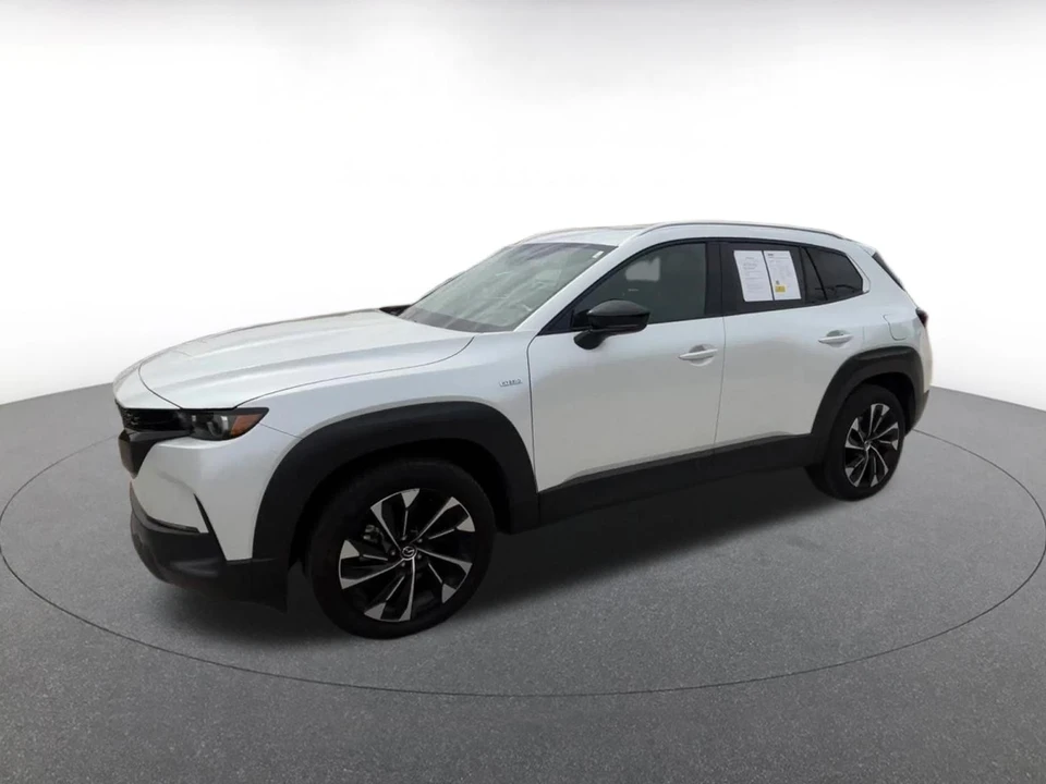 2025 Mazda CX-50 - Image 9 of 31