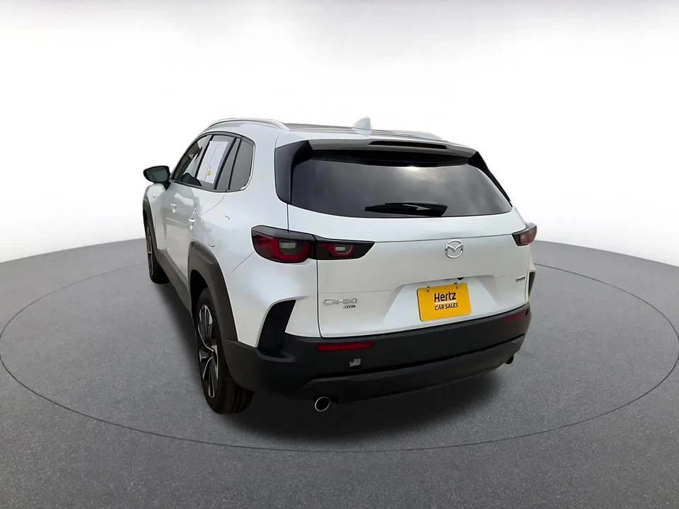 2025 Mazda CX-50 - Image 13 of 31