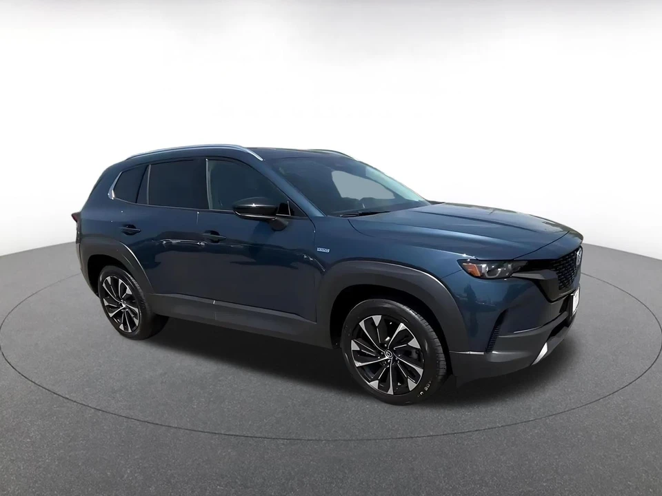 2025 Mazda CX-50 - Image 2 of 31