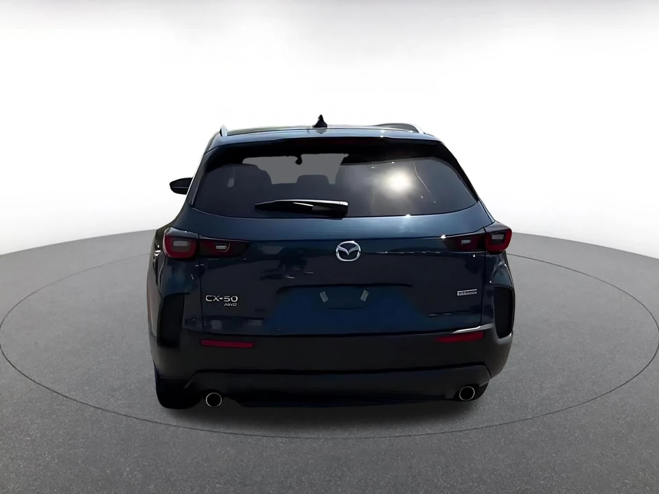 2025 Mazda CX-50 - Image 10 of 31