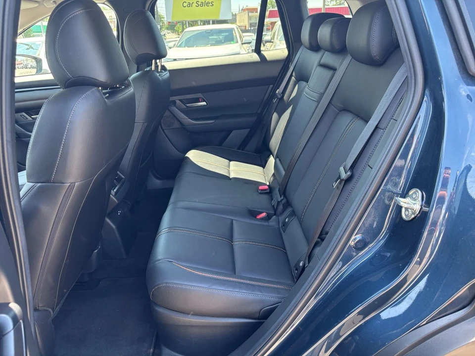2025 Mazda CX-50 - Image 29 of 31