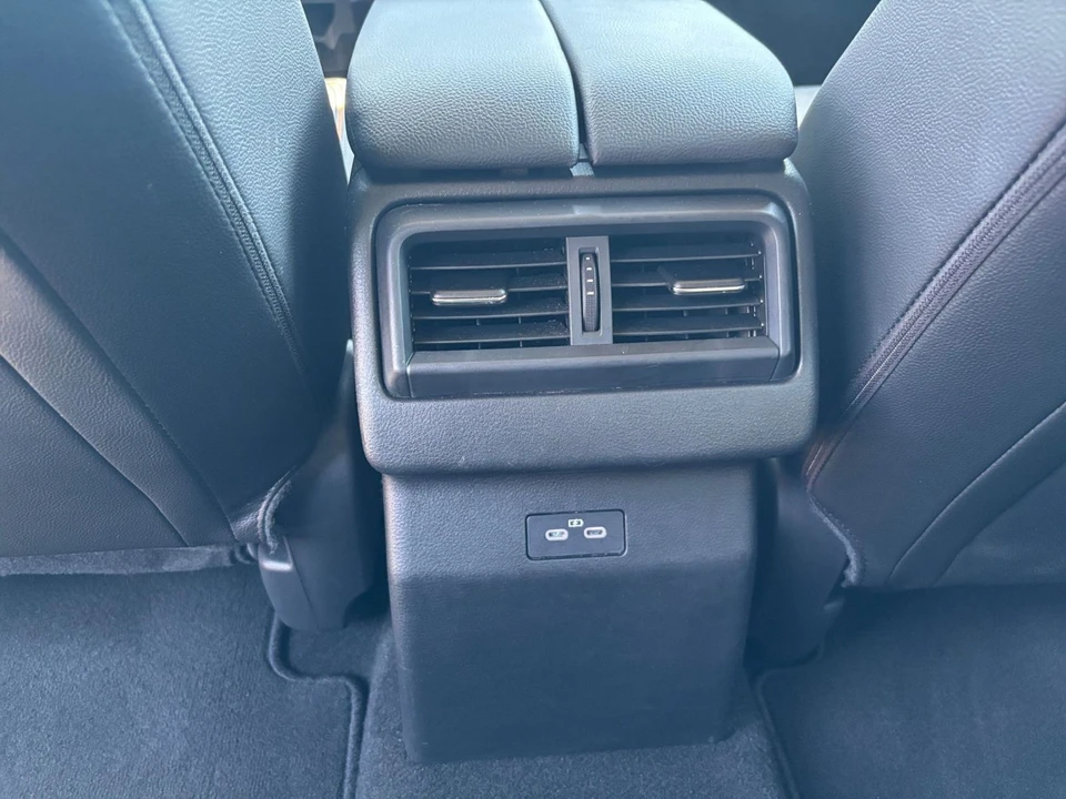 2025 Mazda CX-50 - Image 20 of 31