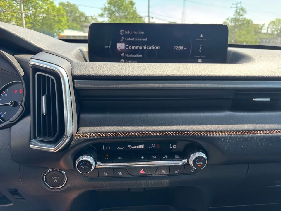 2025 Mazda CX-50 - Image 19 of 31