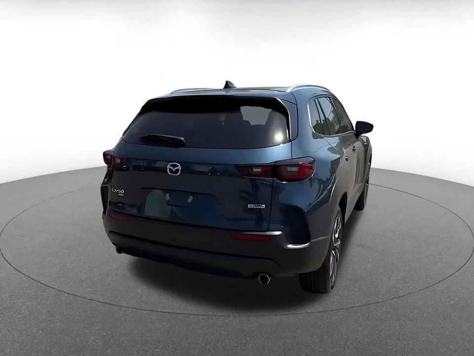 2025 Mazda CX-50 - Image 11 of 31