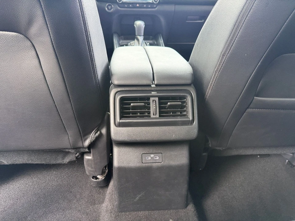 2025 Mazda CX-50 - Image 18 of 31