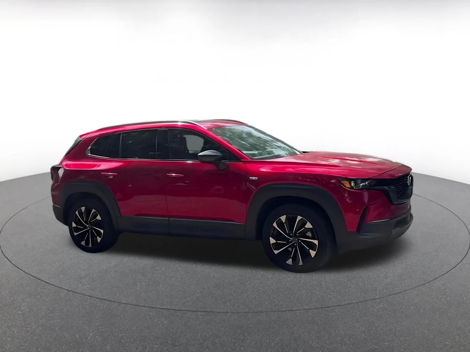 2025 Mazda CX-50 - Image 2 of 31