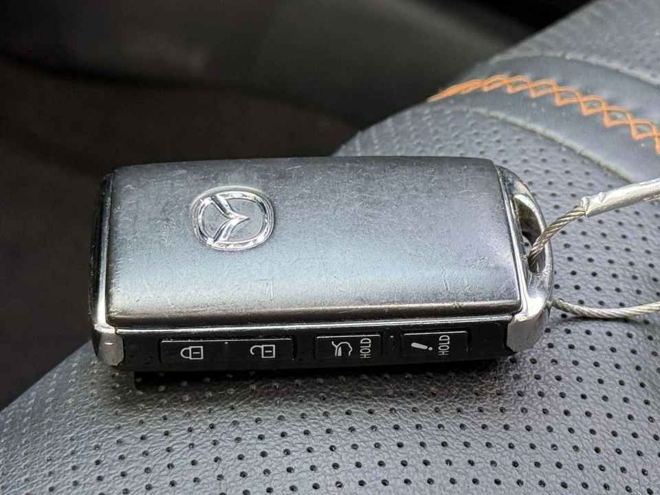 2025 Mazda CX-50 - Image 16 of 31