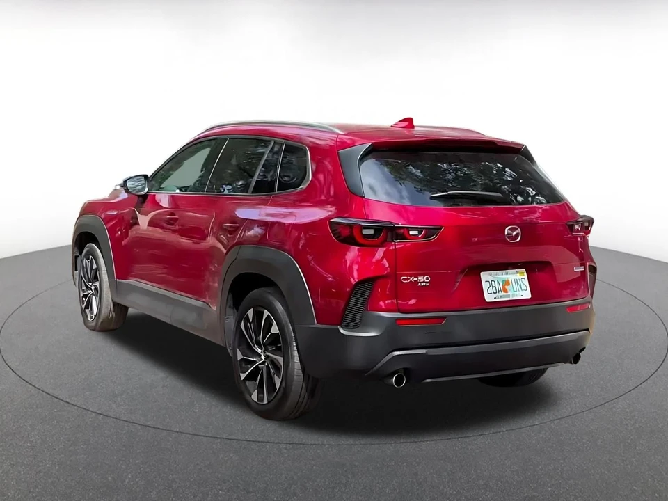 2025 Mazda CX-50 - Image 9 of 31