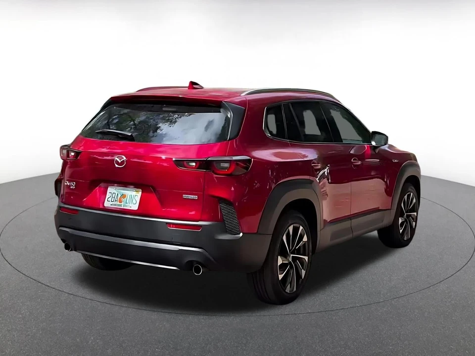 2025 Mazda CX-50 - Image 11 of 31