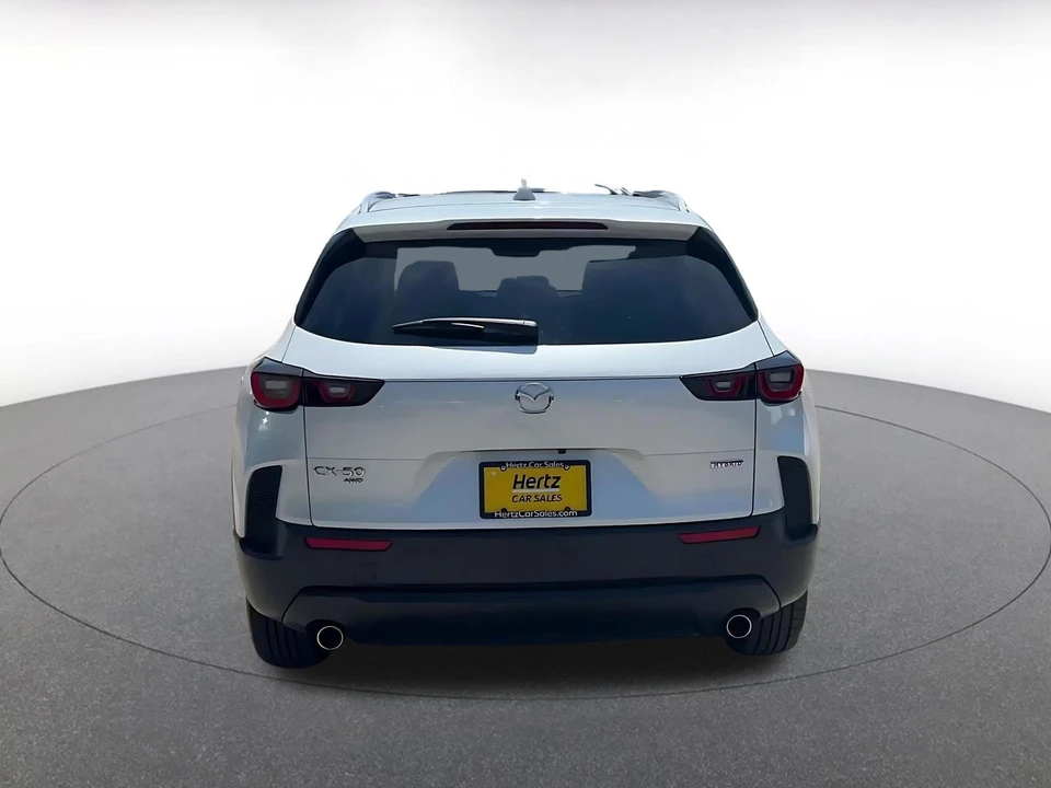 2025 Mazda CX-50 - Image 14 of 31