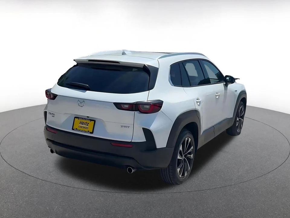 2025 Mazda CX-50 - Image 16 of 31