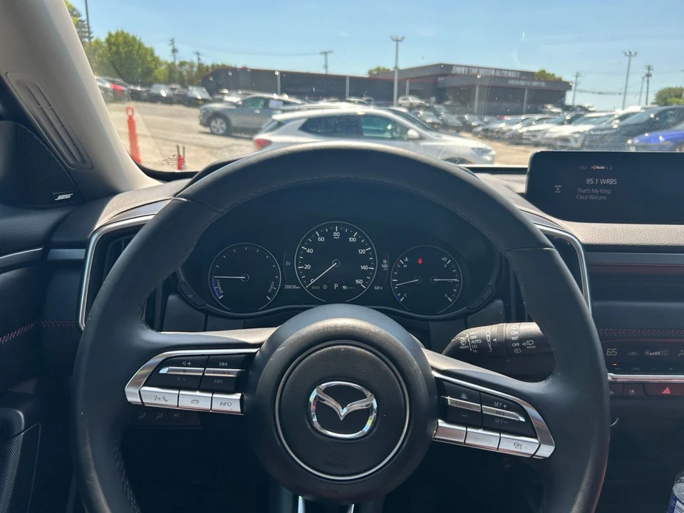 2025 Mazda CX-50 - Image 28 of 31
