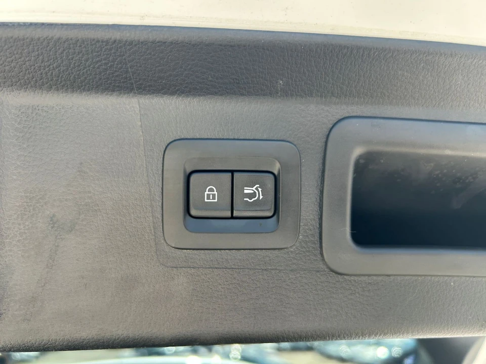 2025 Mazda CX-50 - Image 22 of 31