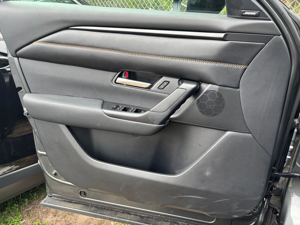 2025 Mazda CX-50 - Image 20 of 31